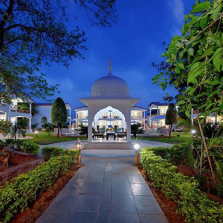 Tiger Den Resort Khilchīpur Exterior foto