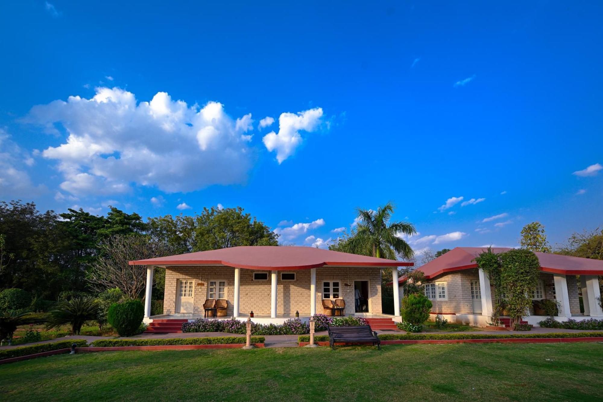 Tiger Den Resort Khilchīpur Exterior foto