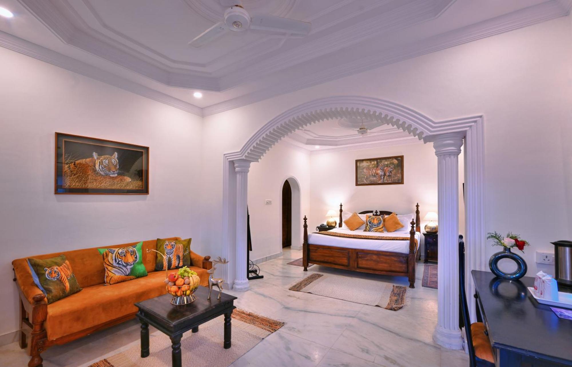 Tiger Den Resort Khilchīpur Exterior foto