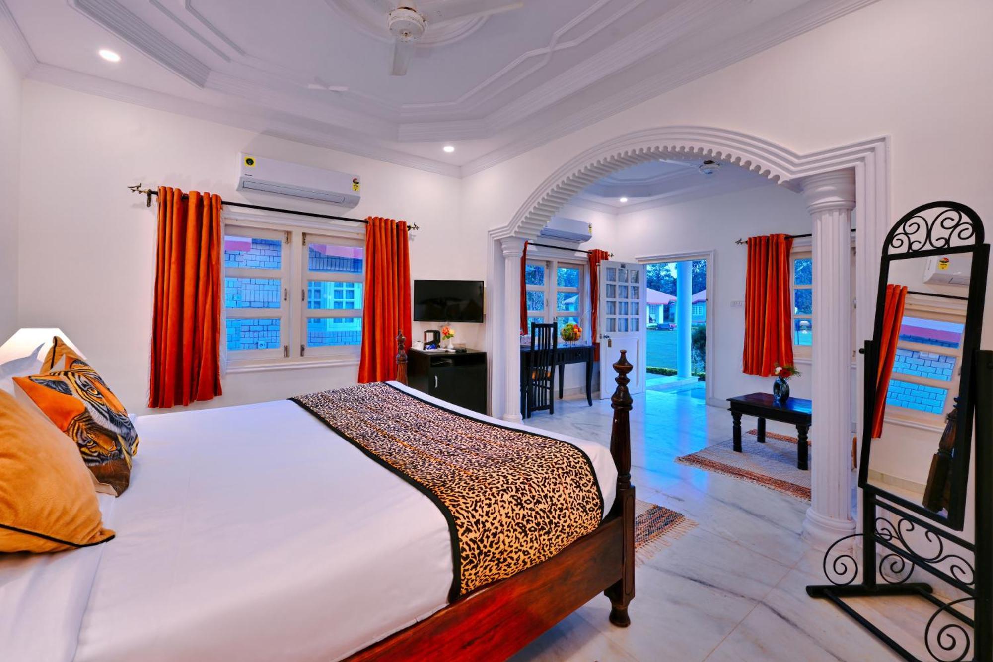 Tiger Den Resort Khilchīpur Exterior foto